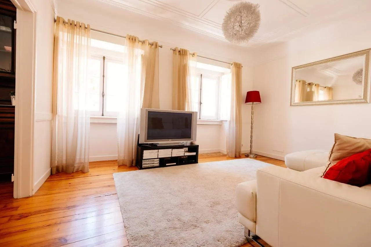 Cascais Bay - 100M From The Beach Apartment