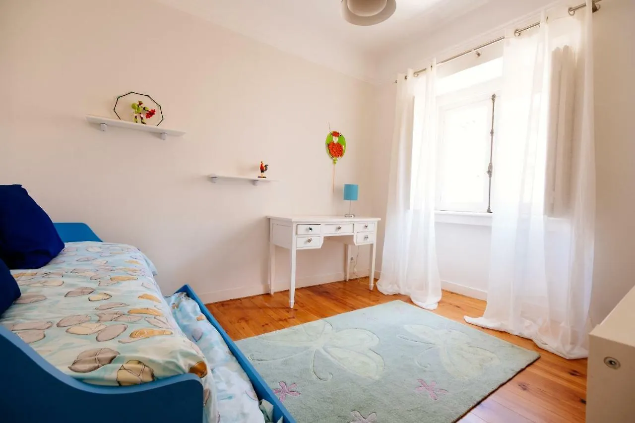 Cascais Bay - 100M From The Beach Apartment
