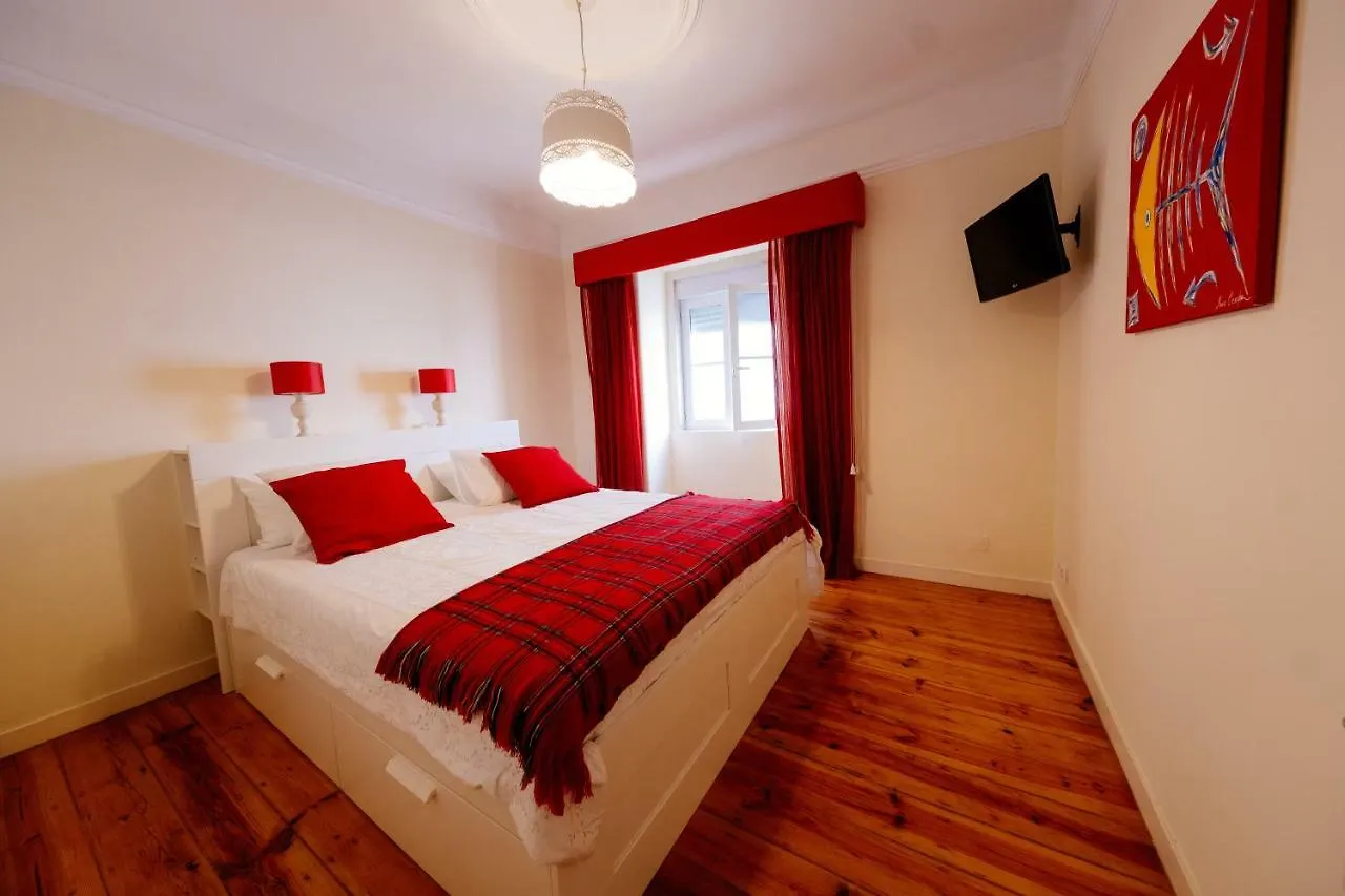 Cascais Bay - 100M From The Beach Apartment